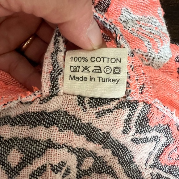 Bohemian Robe - Picture 7 of 7